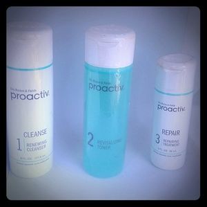 Proactiv Clease, revitalizing toner, repair set